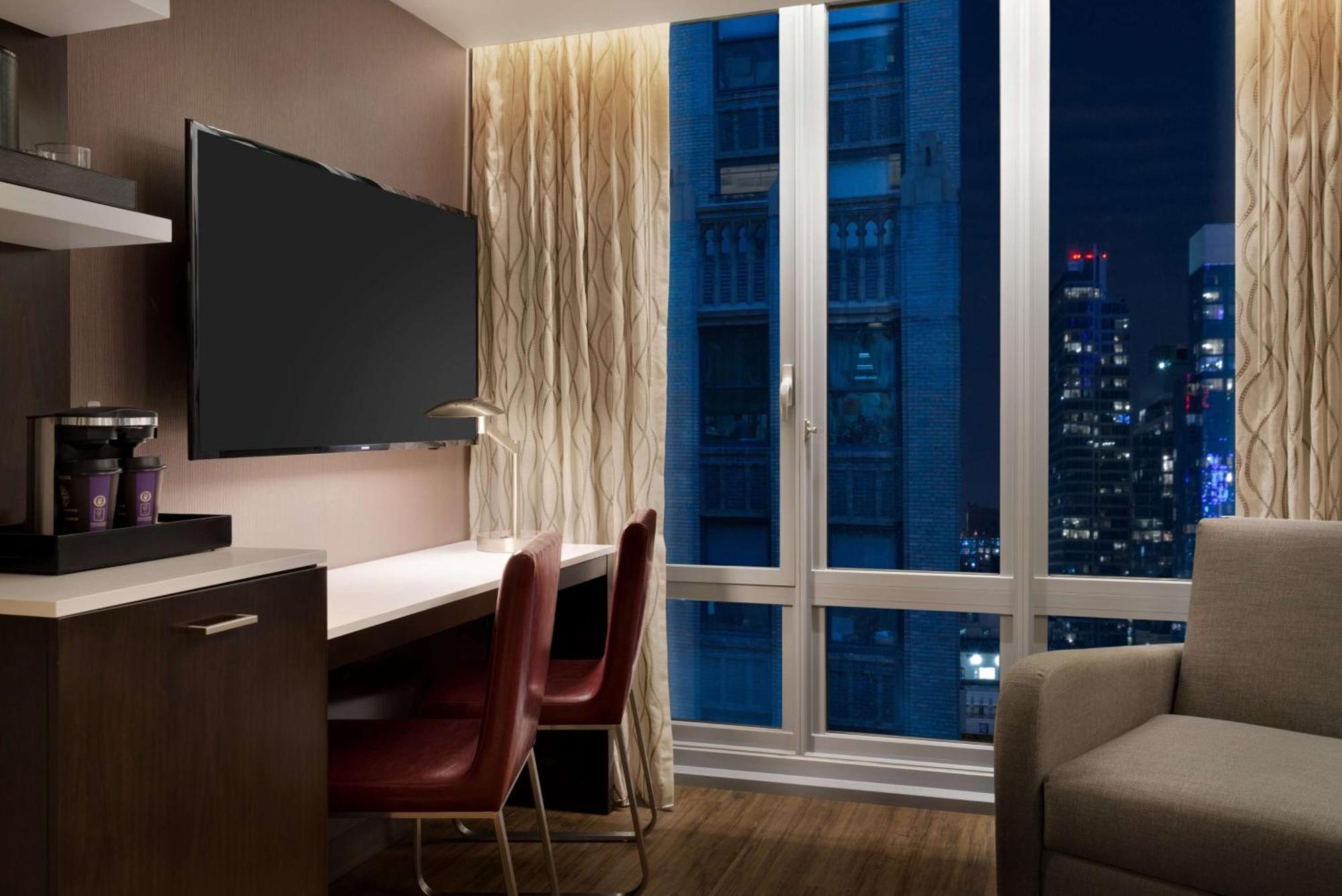 Embassy By Hilton Manhattan Times Square Hotel Nova Iorque